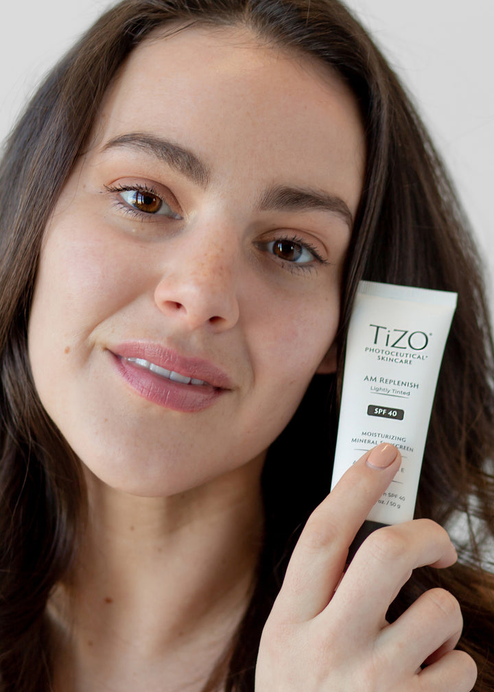 Tizo AM Replenish Lightly Tinted SPF 40